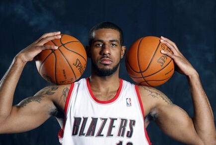 吸引着全球 吸引着全球