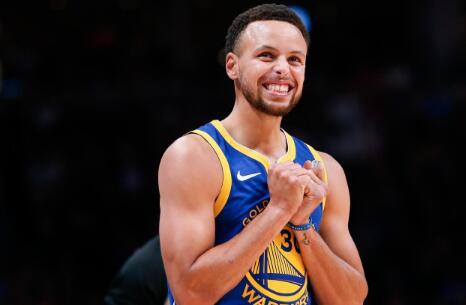 我方队员往 我方队员往